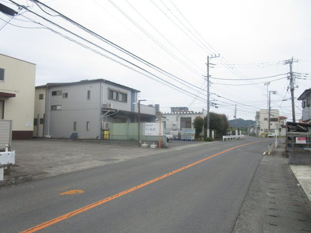 小田原市成田の倉庫