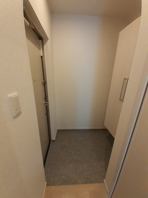 グランシュテルの玄関