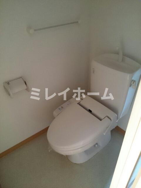ロン・リッシュのトイレ