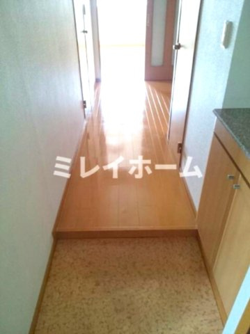 ロン・リッシュの玄関