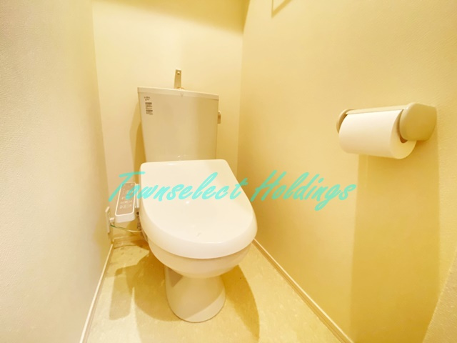 横浜市戸塚区戸塚町の賃貸マンションのトイレ|トイレ個室♪