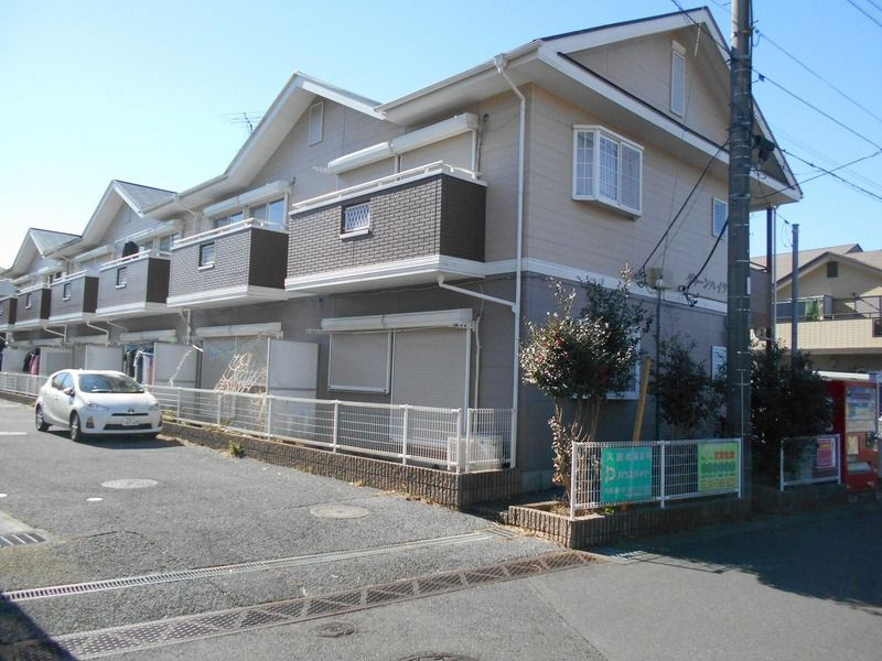 グリーンハイツの外観
