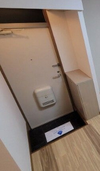 グリーンハイツの玄関