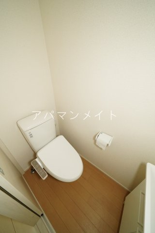 【トイレ】 | アイビーV | トイレです
