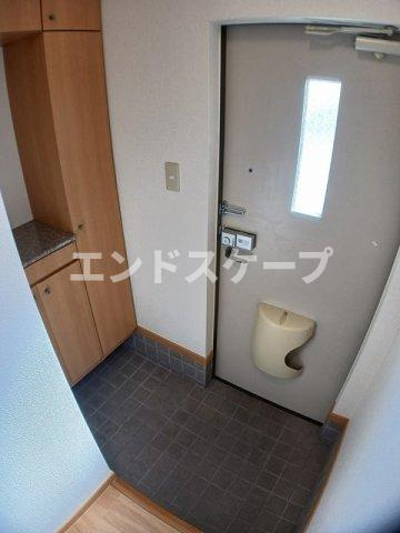 ラ・ブローテの玄関|高崎、前橋のお部屋探しはエンドスケープまで！お客様の理想お聞かせ下さい♪