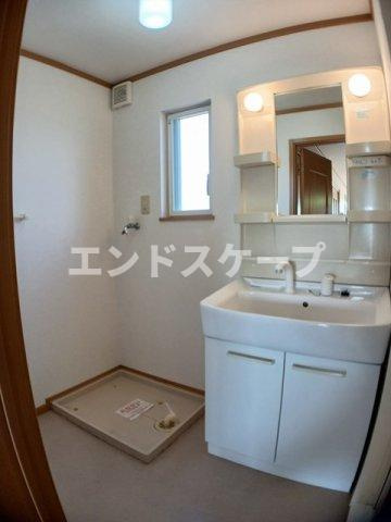 ラ・ブローテの洗面所|高崎、前橋のお部屋探しはエンドスケープまで！お客様の理想お聞かせ下さい♪