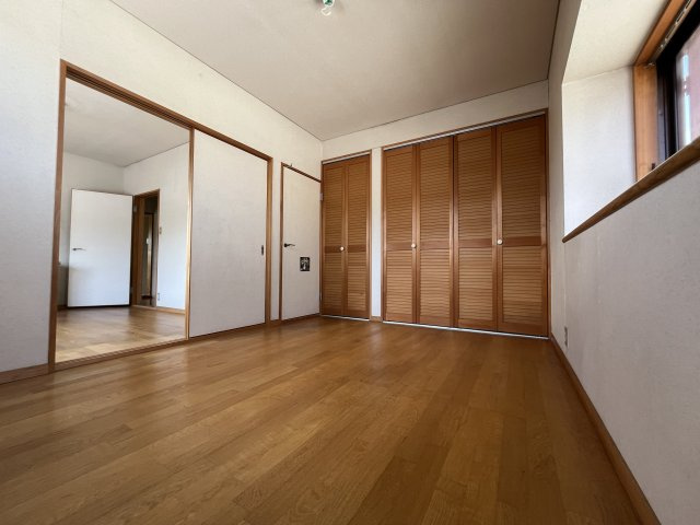北六甲台4丁目の洋室