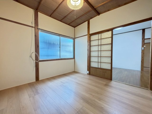 西脇貸家の内装