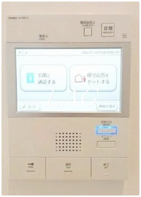 【セキュリティ】 | エスジーコート元浅草 | モニター付きインターホンです。