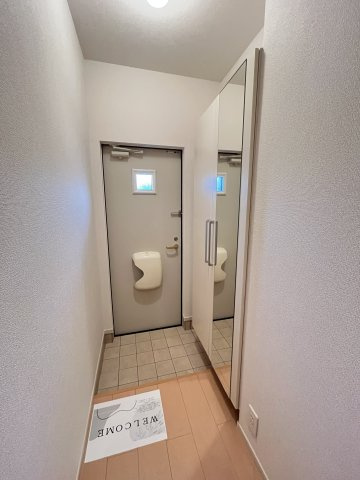 ヴィラ　エクレール　Ｂの玄関