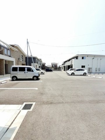 【駐車場】 | レジデンス鳥生４