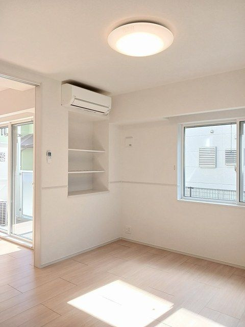 アルバス　ファーストの内装