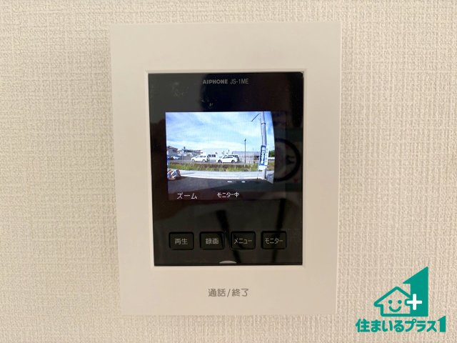 ●大和郡山市今国府町　第2期　新築一戸建ての防犯設備|カラーモニターインターホン！声だけでなく来訪者の姿や顔がモニターで確認できるので、小さなお子様がいらっしゃるご家庭でも安心できます！