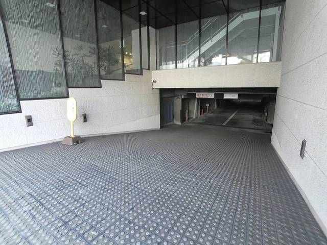 飯田橋ハイタウンの駐車場