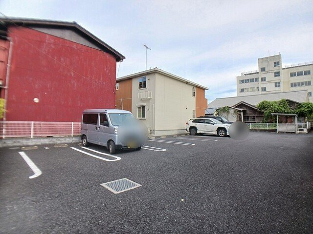 ブリッランテの駐車場