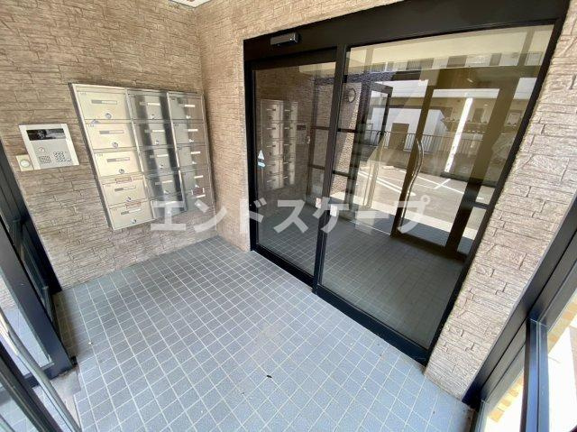 リブリーシャンのエントランス|高崎、前橋のお部屋探しはエンドスケープまで！お客様の理想お聞かせ下さい♪