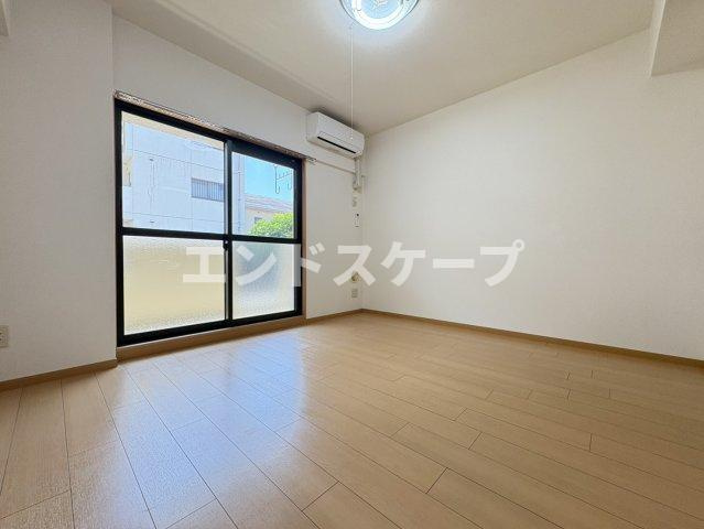 リブリーシャンの洋室|高崎、前橋のお部屋探しはエンドスケープまで！お客様の理想お聞かせ下さい♪