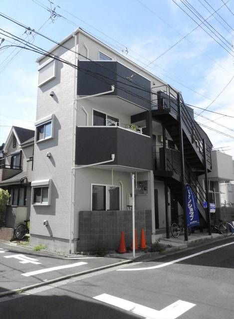 プランタン六町の外観