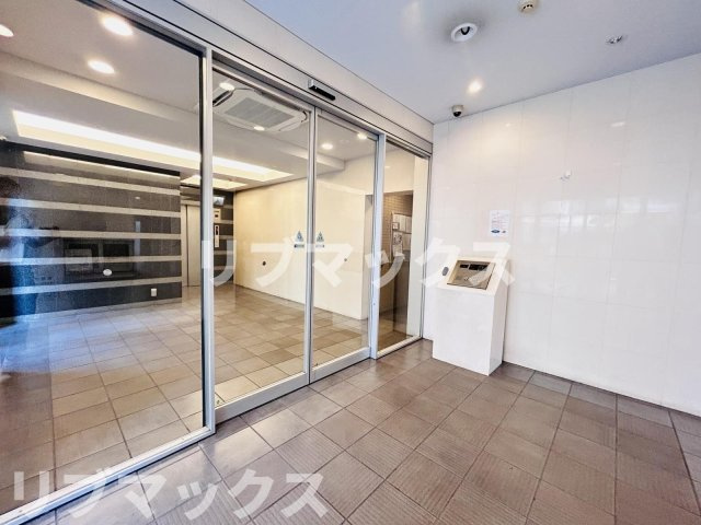 【エントランス】
