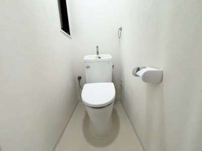 【トイレ】 | 高槻市南平台4丁目　テラスハウス