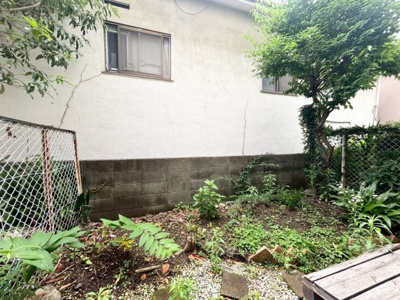 【庭】 | 高槻市南平台4丁目　テラスハウス
