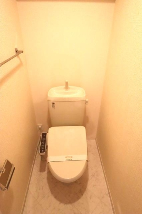 イーストエンジェル青山　B棟のトイレ|他部屋参考写真