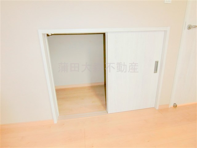 本羽田三丁目戸建ての収納