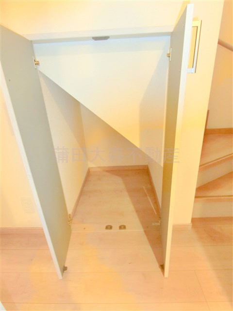 本羽田三丁目戸建ての収納