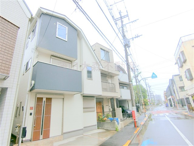本羽田三丁目戸建ての外観