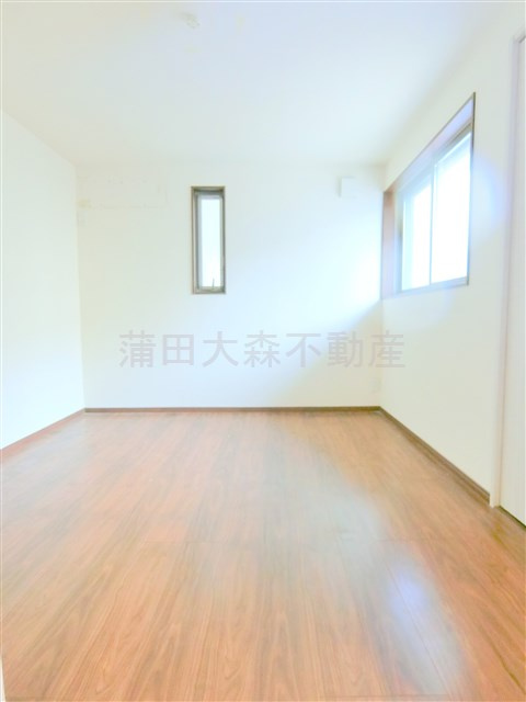 本羽田三丁目戸建てのその他|洋室6帖