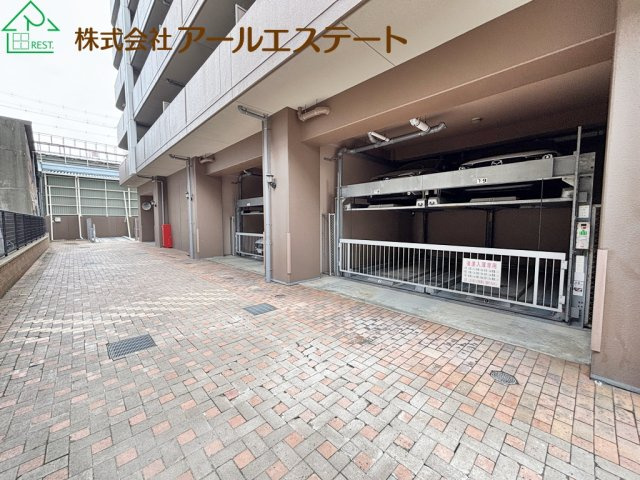 マーレ加古川駅前タワー　　JR「加古川駅」徒歩5分の駐車場