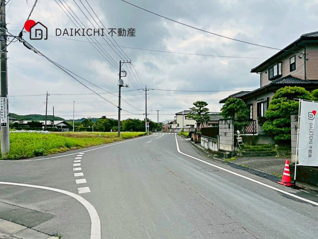 【前面道路含む現地写真】 | 東松山市大字松山　中古戸建