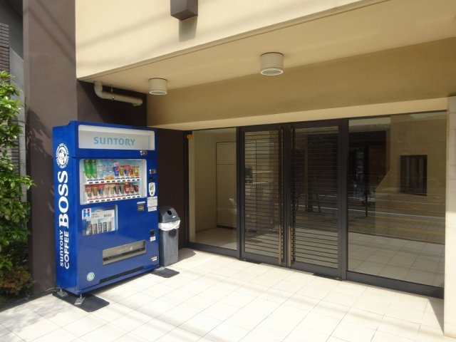 シエル白山A館のエントランス