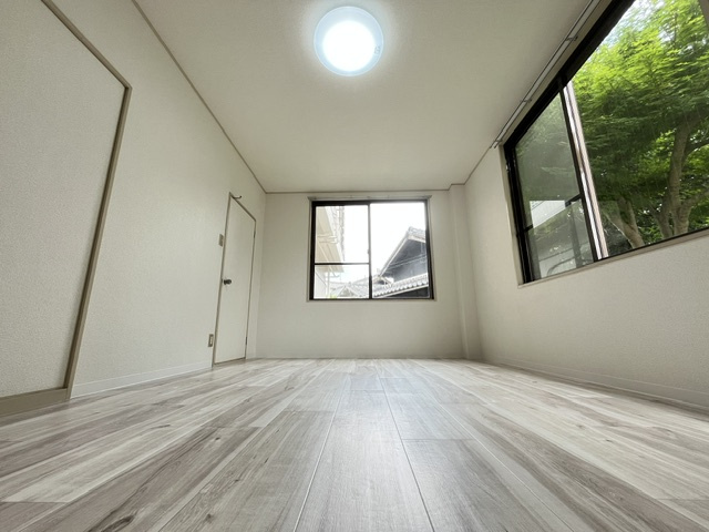 森井マンションの洋室