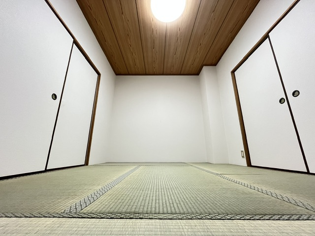 森井マンションの和室