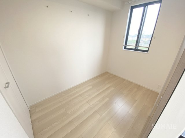 ヒカルサ西大宮の洋室|シンプルな内装です！