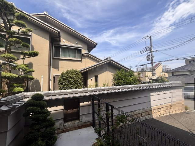 ハイネス岡本の展望