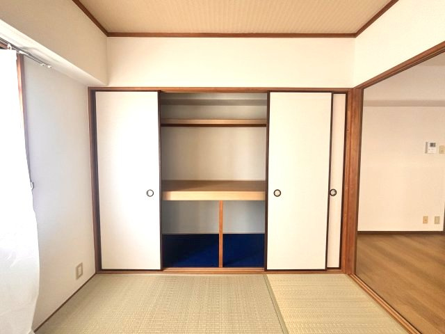 ハイネス岡本の収納