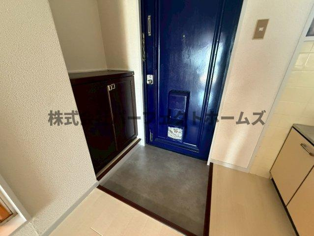 栄光サンプラザⅠの玄関