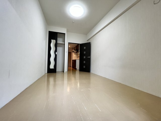福岡市博多区堅粕４丁目の賃貸マンションの居間・リビング