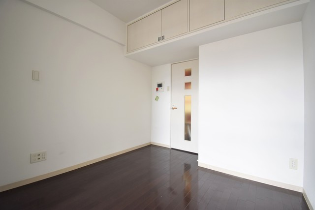 福岡市中央区長浜２丁目の賃貸マンションの居間・リビング