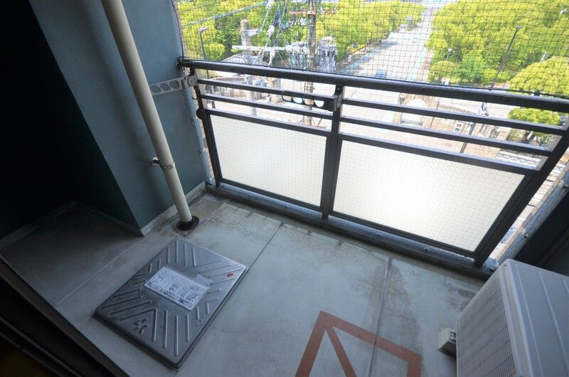 エフパルク県庁前のバルコニー