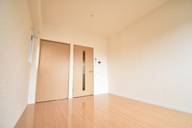 福岡市博多区須崎町の賃貸マンションの居間・リビング