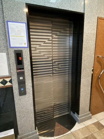 アリビオ博多駅北の駐車場