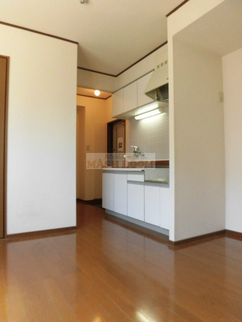 M's FLAT