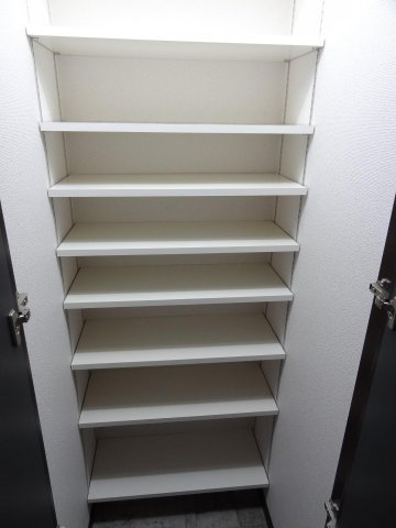 福岡市博多区中呉服町の賃貸マンションの収納