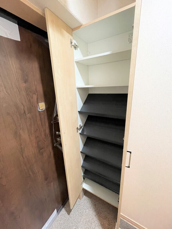 エステートモア・平尾堀川の玄関