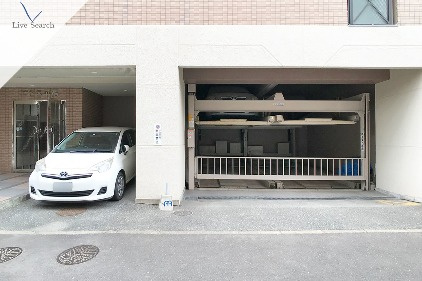 エトス平尾の駐車場