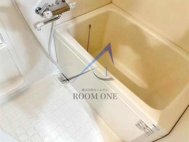アクロス新宿の浴室|お風呂です。