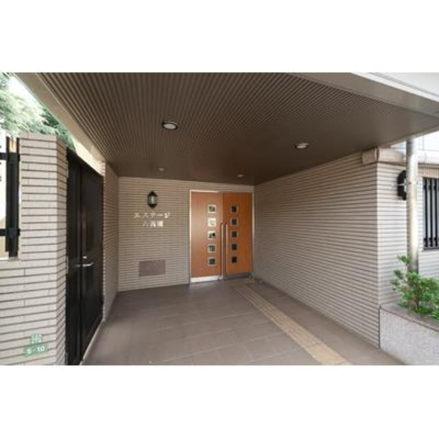 エステージ六義園のエントランス